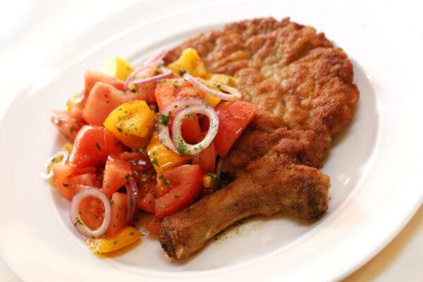 Chuleta a la milanesa con verduras - 18x200 g.